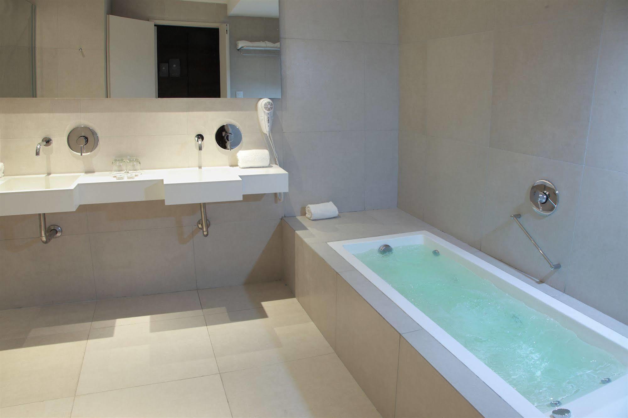 Dazzler By Wyndham Palermo 4*