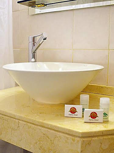 Alpino Hotel
