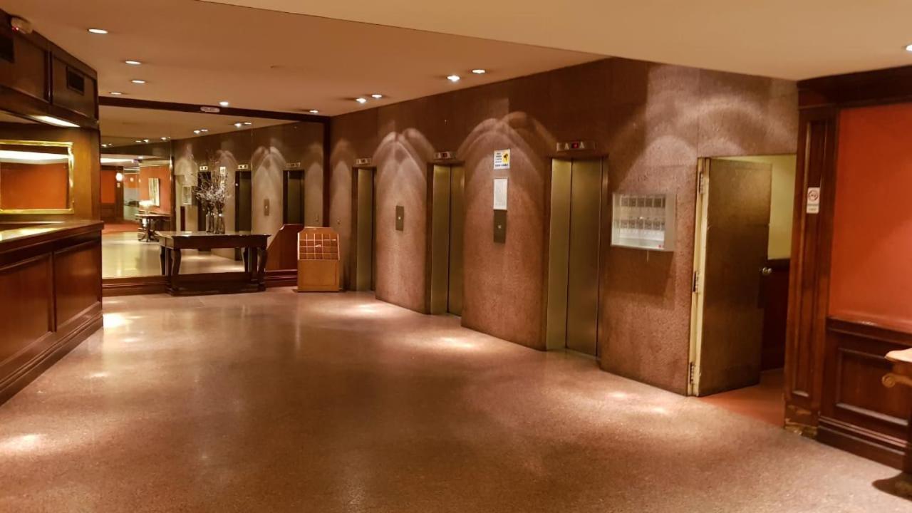 Apart Hotel *