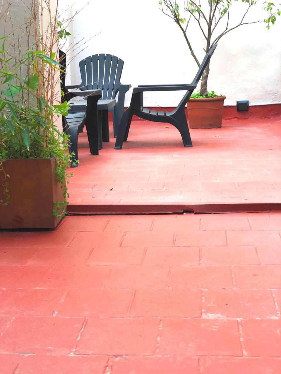 Patios De Recoleta 2*