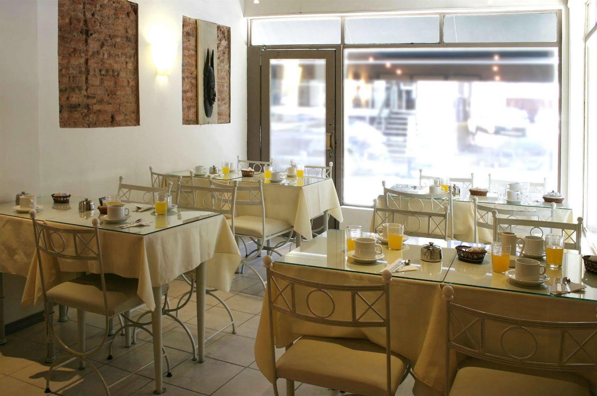 Apartahotel Edificio Charcas 3*