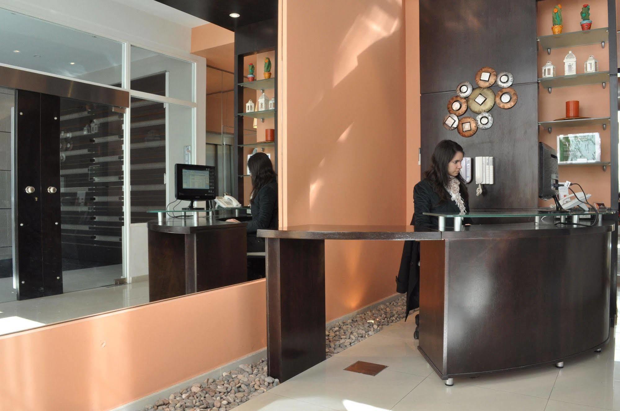 Cimma Aparthotel 3*