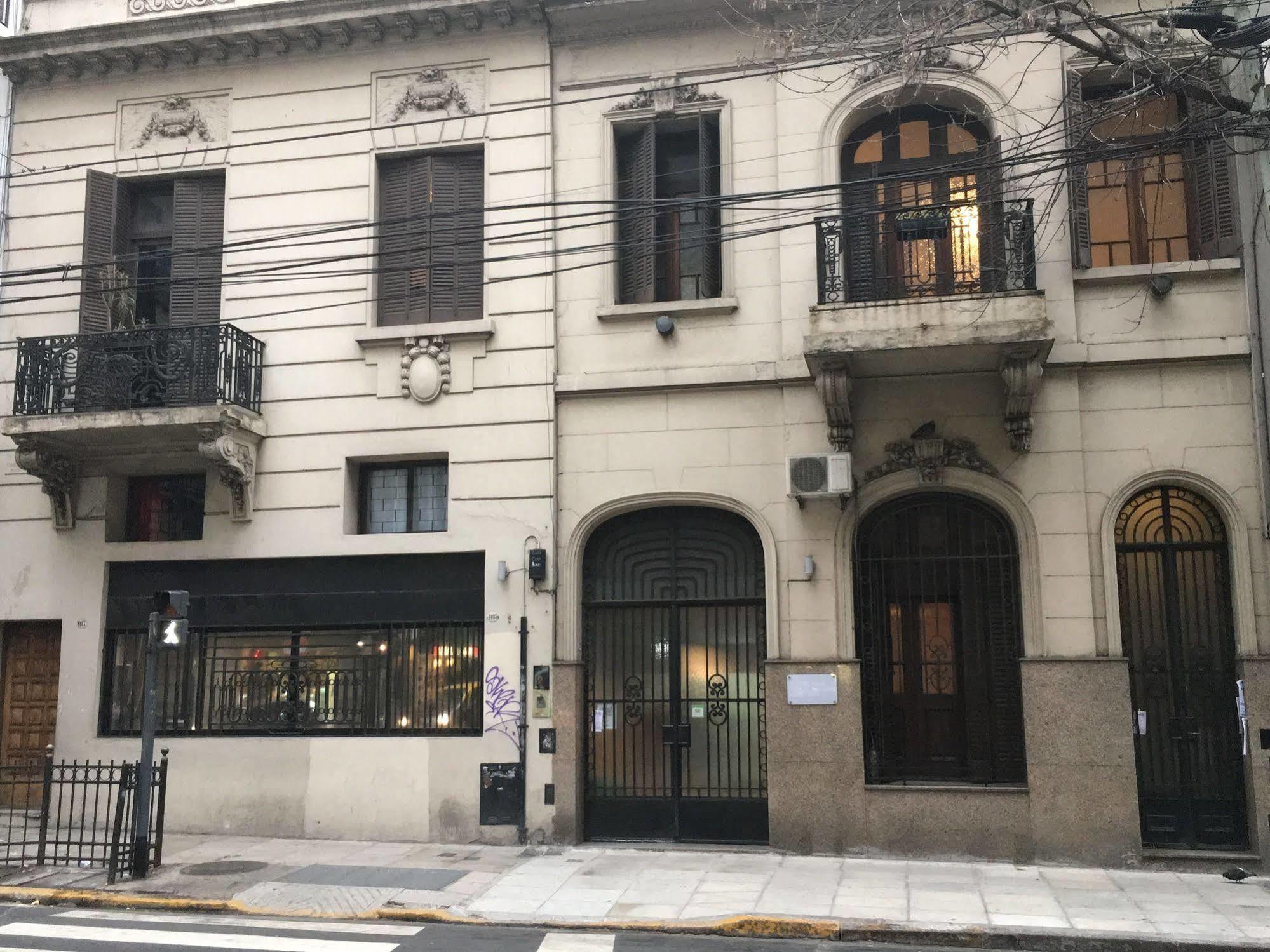 Petit Recoleta Hostal