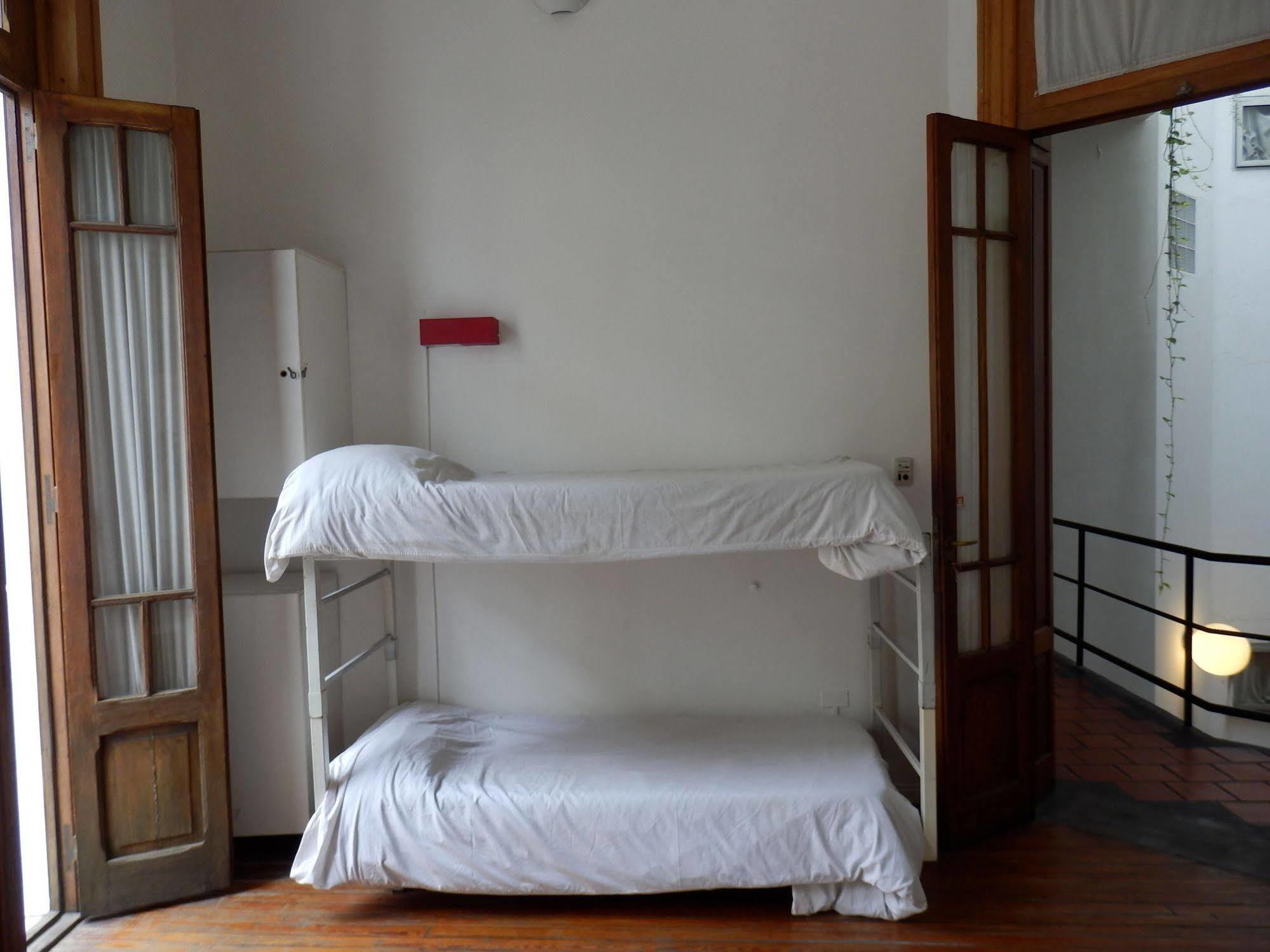 Bill And Bill Hostal *