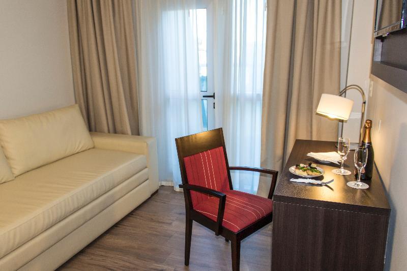 Uom Hotel Ciudad Autónoma de Buenos Aires