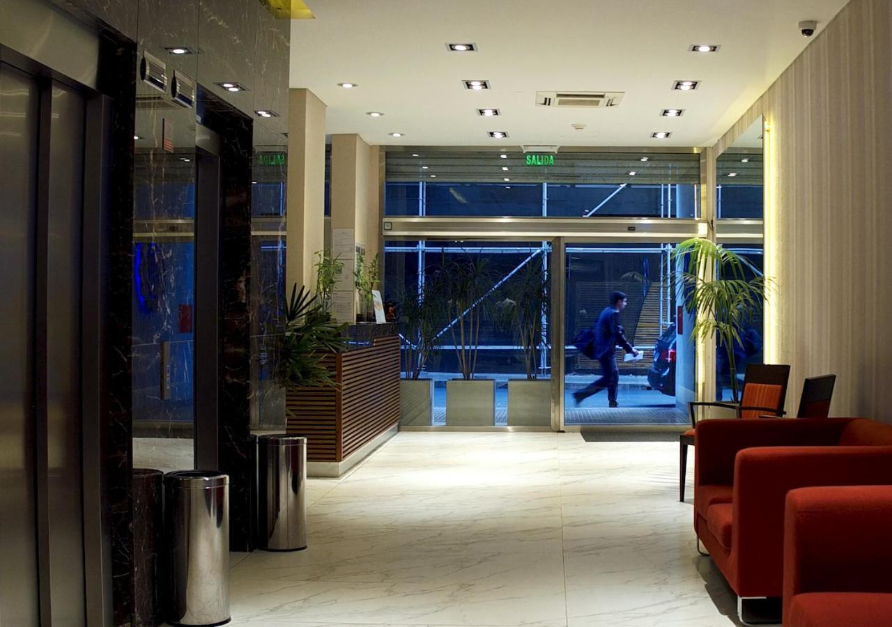 Hotel Uom 3*