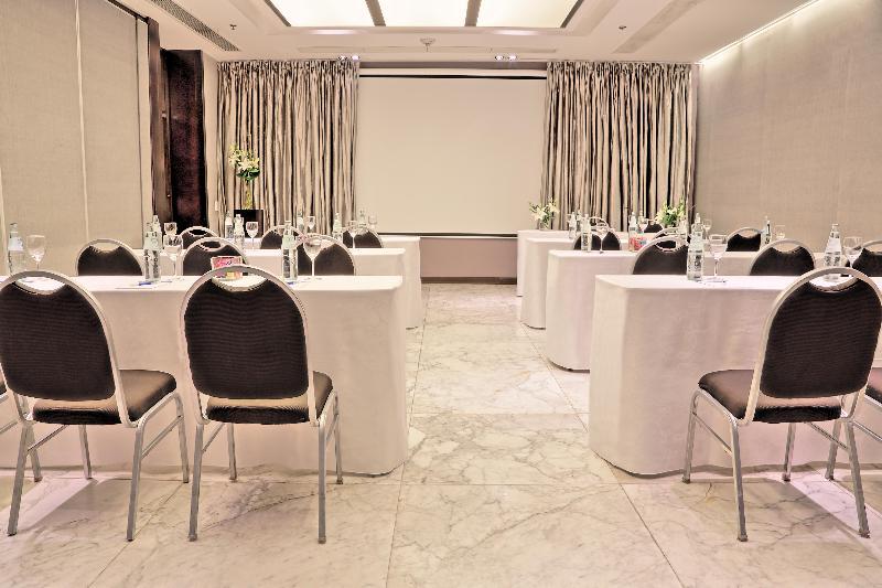 Hotel Nh Tango 4*