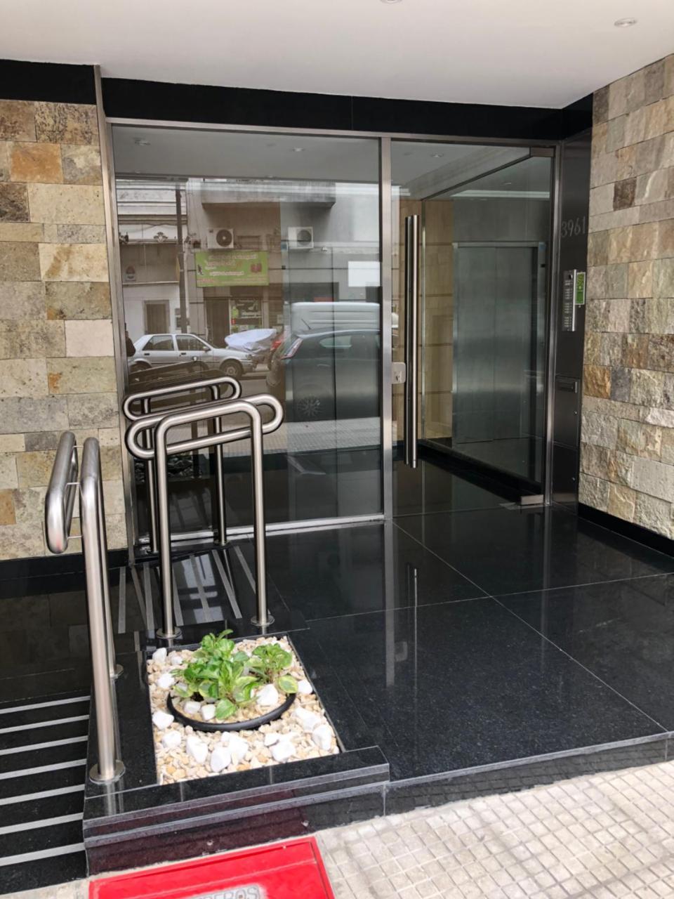 Petite Maison Ciudad Autónoma de Buenos Aires