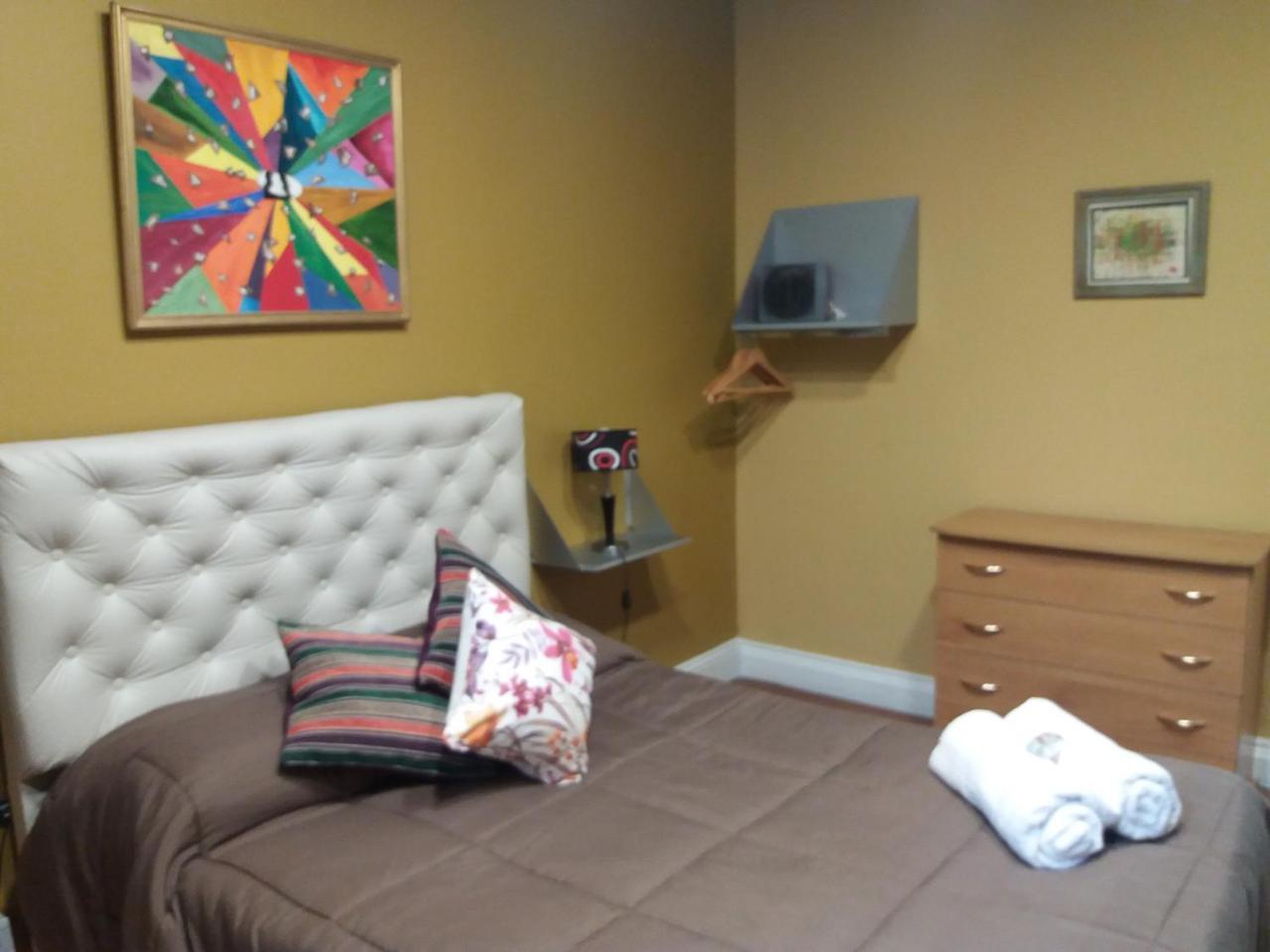Bed and breakfast Kalahat *