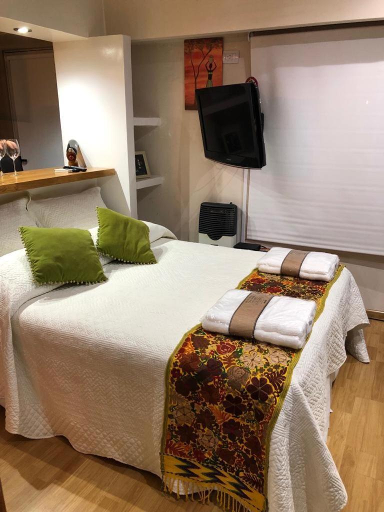 Monoambiente Amplio 2 Baños Luminoso Con Balcón Cercano A Hospital Italiano Y Shopping Abasto Almagro Apartamento *