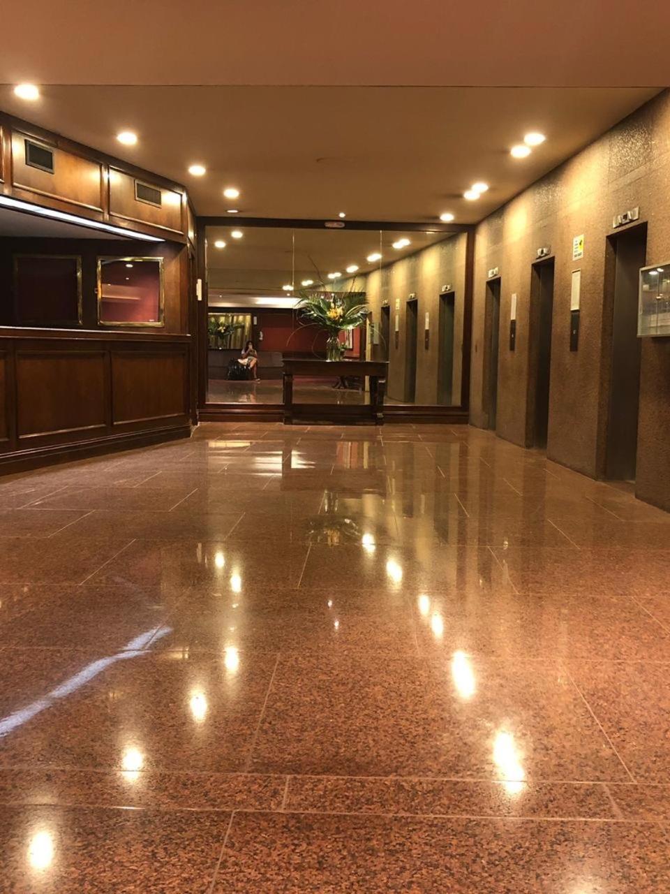 Apart Hotel