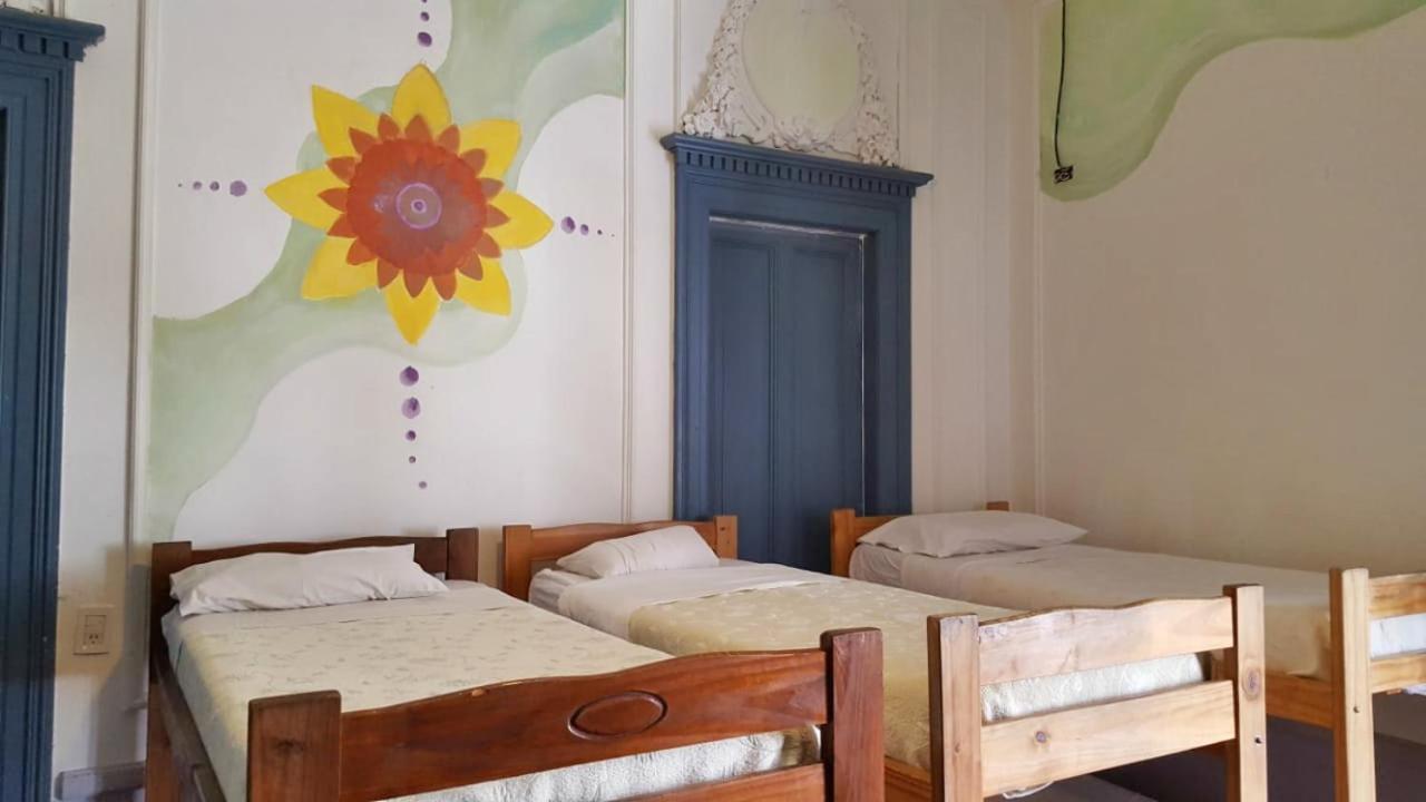 Urban 011 Hostel