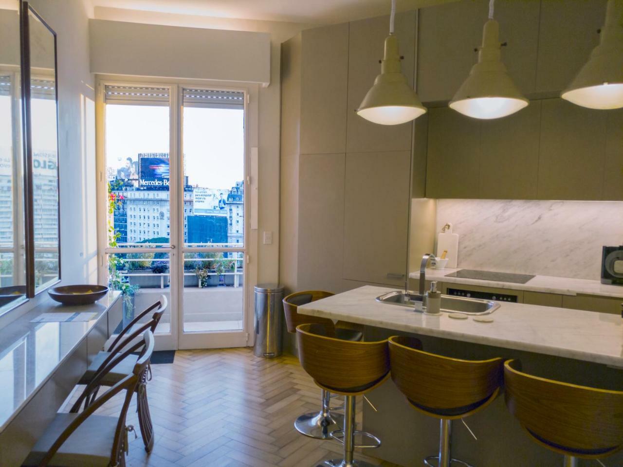 Penthouse Frente Al Obelisco Con Terraza