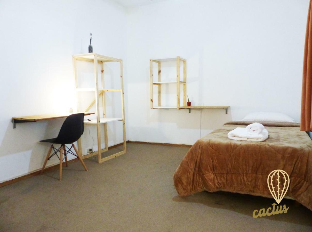 Habitación en casa particular Cactus Coliving Palermo *