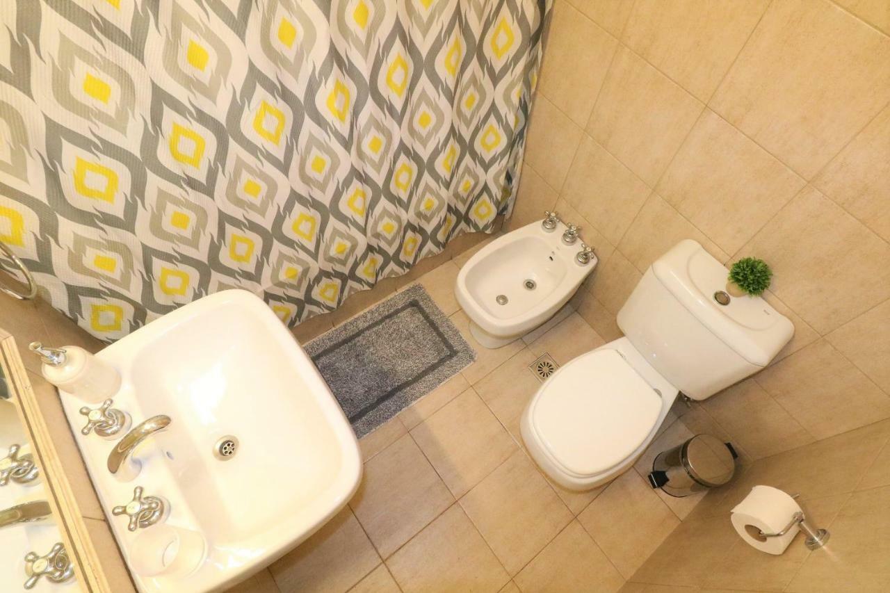 Apartamento Comodo Departamento En El Centro, Muy Bien Ubicado, Wifi Buenos Aires