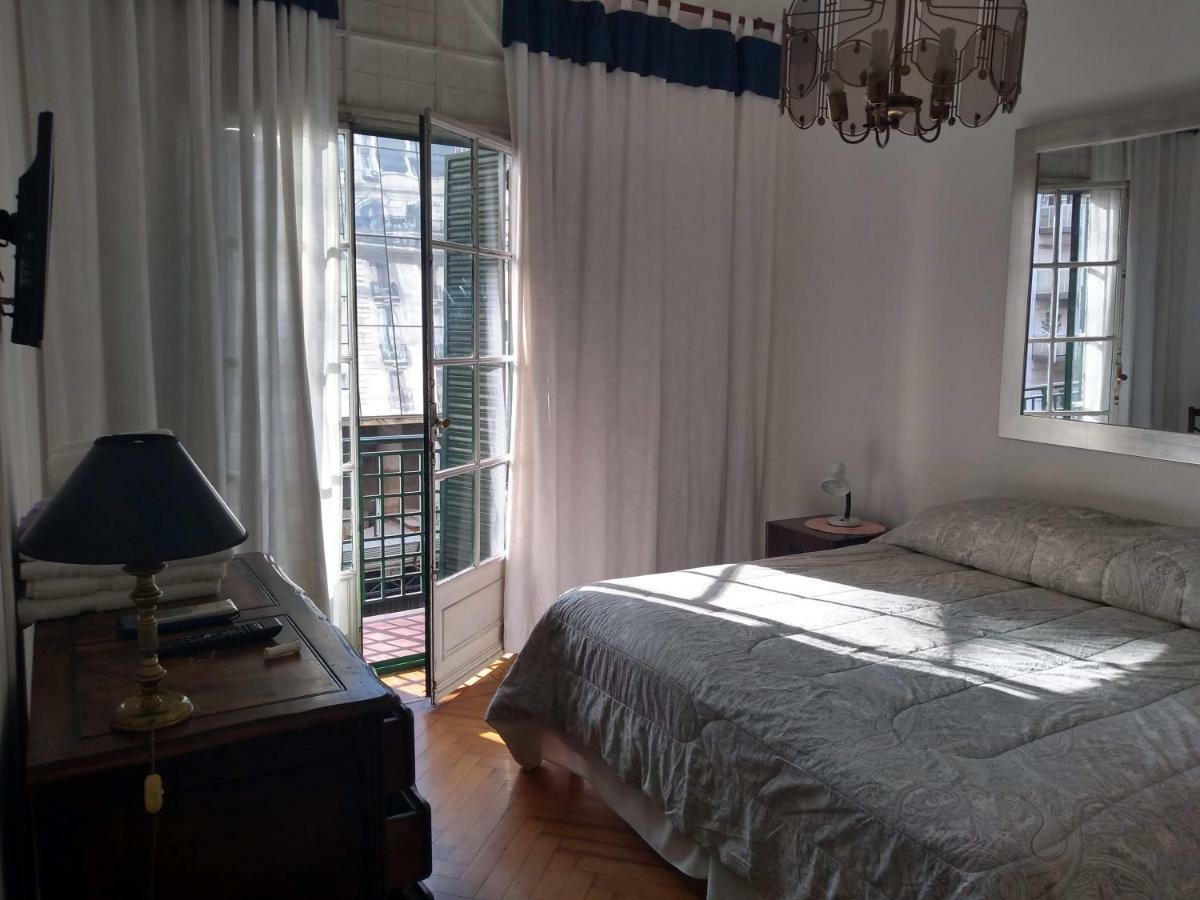 Apartamento Corrientes Y Uruguay *