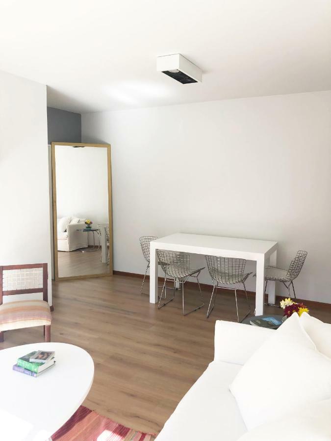 Excelente Departamento Con Pileta Y Jardin En El Barrio De Belgrano Apartamento *