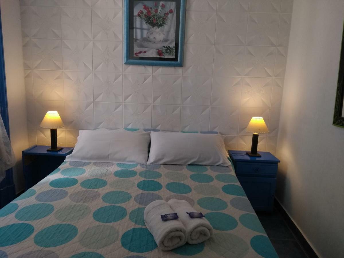 Hostal Estoril *