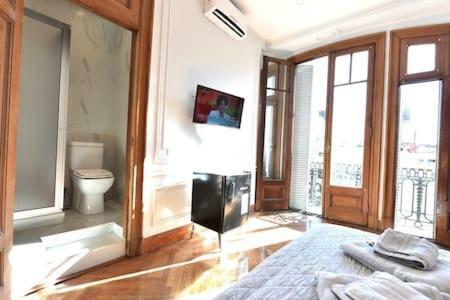Private Double With Bath Obelisco * Ciudad Autónoma de Buenos Aires