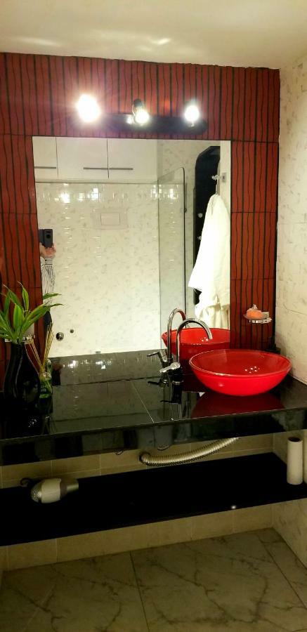 Galerias Pacifico Maipu Y Av Cordoba Apartamento Buenos Aires