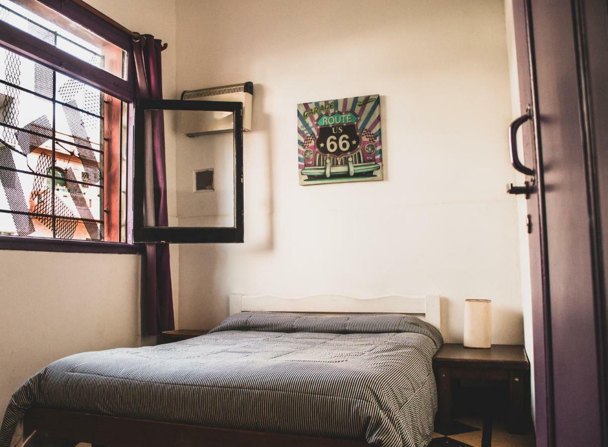 Hostal Back In Ba *