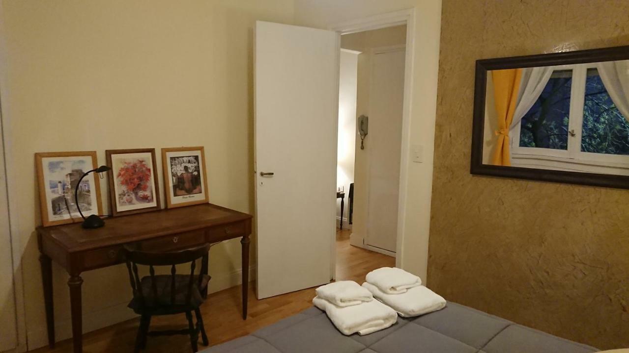 Excelente Departamento Con Balcon A La Calle Sobre Avenida Apartamento *