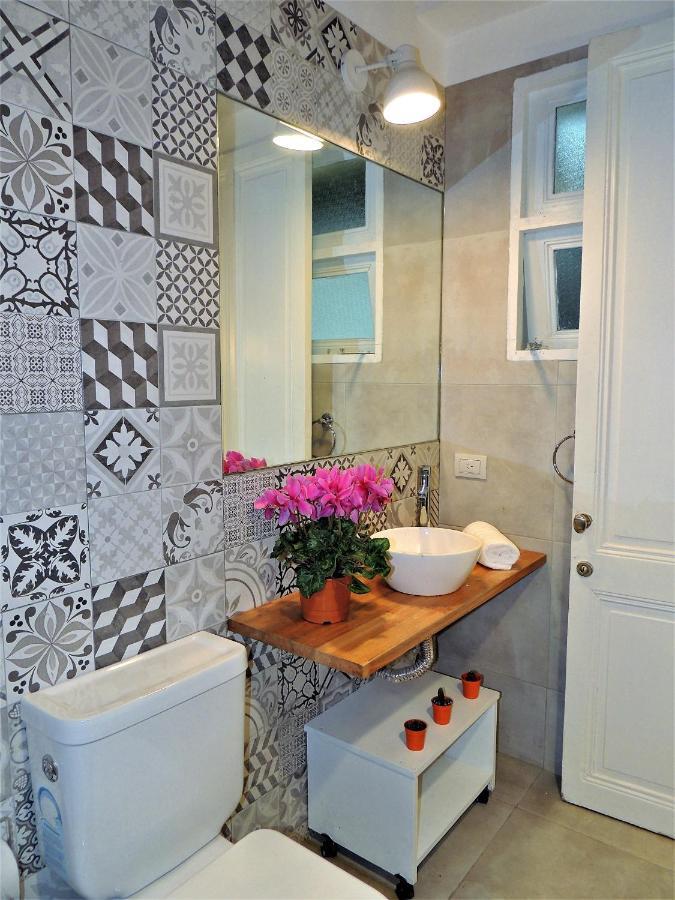 Stylish Duplex In Caseros Boulevard - San Telmo *