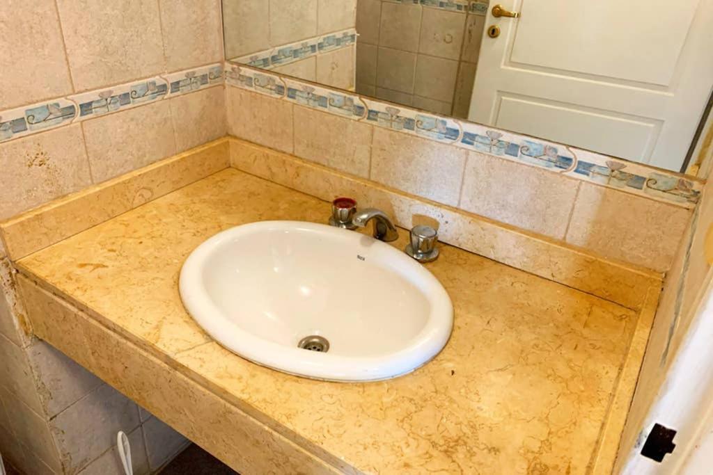 Apartamento Ubicación Céntrica Cerca De Shopping Y Supermercado