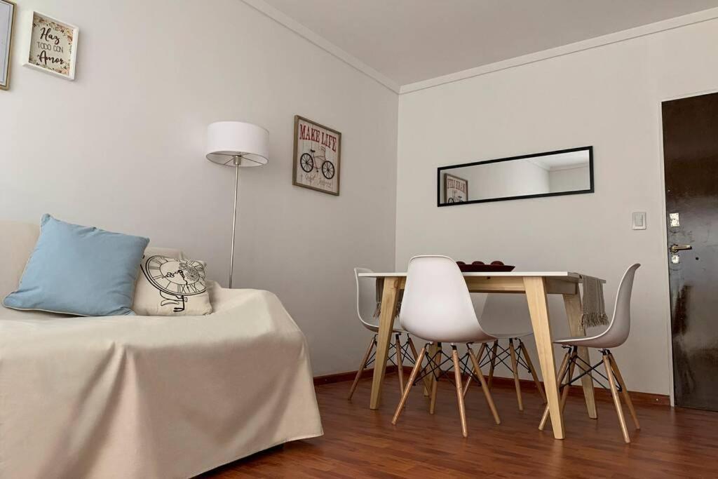 Luminoso Departamento, Moderno Y De Diseno Apartamento