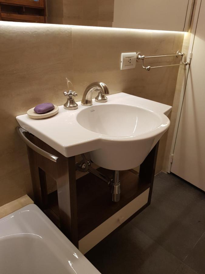 Apartamento Original, Gorgeous With Terrace. Recoleta :) Unforgettable. Great Price-location Ratio