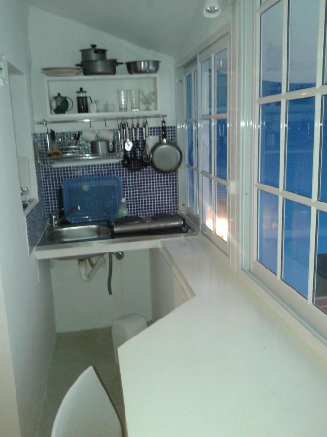 Habitación en casa particular Monoambiente Con Baño Privado Y Cocineta Dentro De Casa