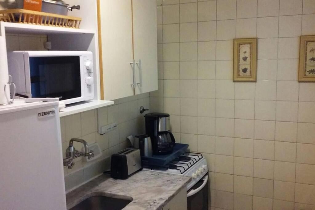 2 Ambientes En Almagro En Av Corrientes Para 2 Personas