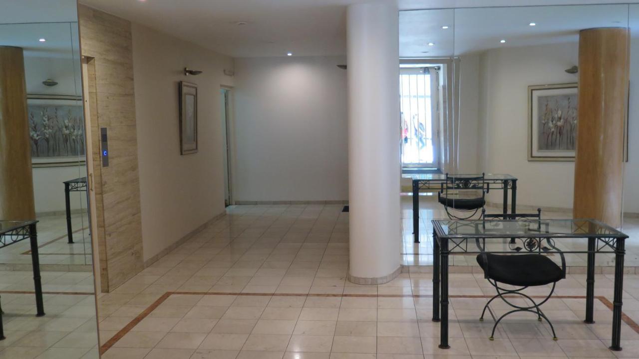 Fabulous&quiet Apartment+balcony In Barrio Norte. Your Easy Access To Buenos Aires! Apartamento