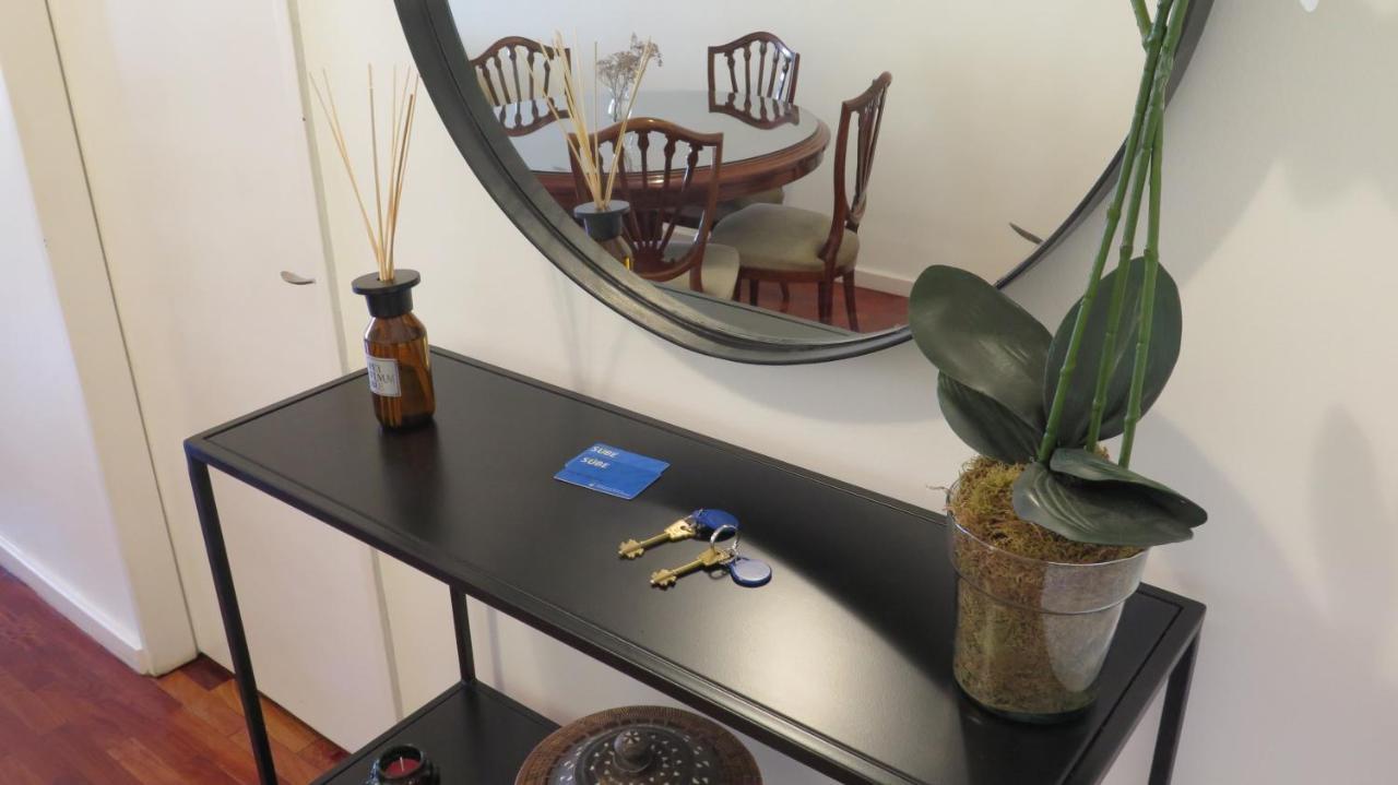 Fabulous&quiet Apartment+balcony In Barrio Norte. Your Easy Access To Buenos Aires!
