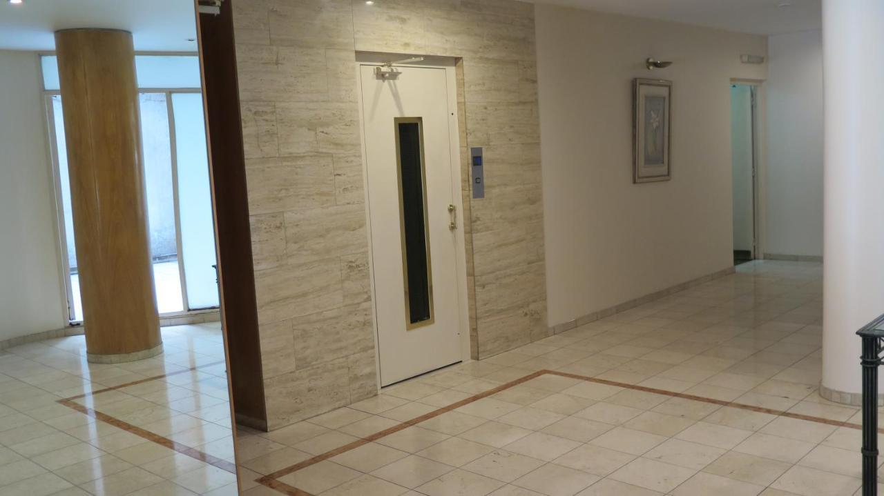 Fabulous&quiet Apartment+balcony In Barrio Norte. Your Easy Access To Buenos Aires!