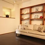 Art Suites & Gallery