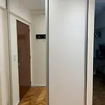 Recoleta Departamento Con Patio.