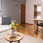 Gingko Delightful Apartment