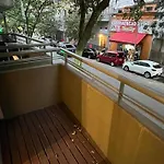 Vivi Alto Palermo Y Recoleta
