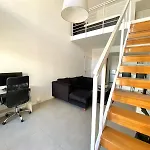 Bright Duplex Next To Rosedal