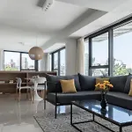 Fliphaus Armenia - Lux Lofts Botanico