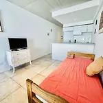 Estudio Industrial Con Balcon