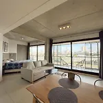 Amplio Loft Con Balcon Sobre La Av 9 De Julio 6C