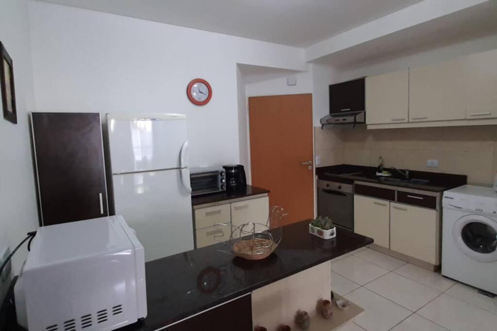 Moderno Departamento De Dos Ambientes Con Balcon Apartamento *