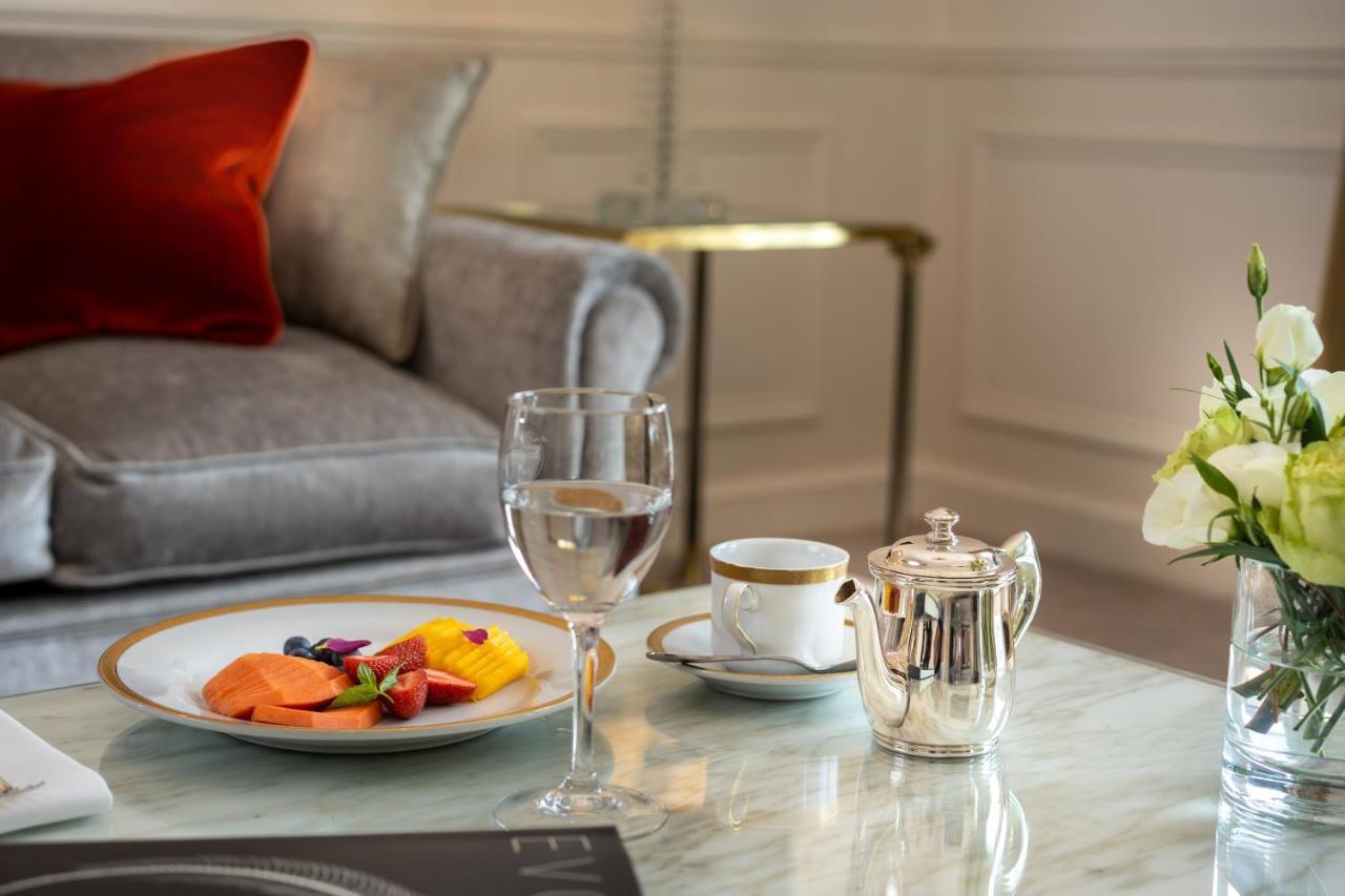 Alvear Palace - Leading Of The World