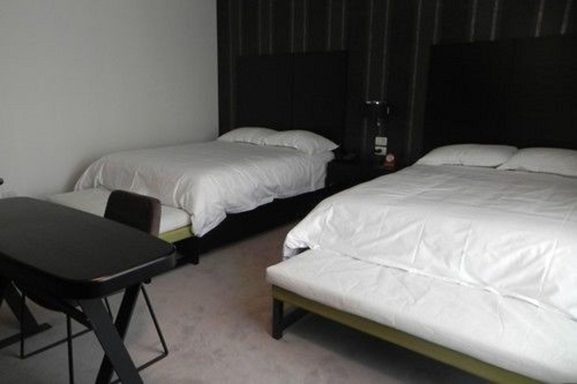 Howard Johnson Abasto Hotel