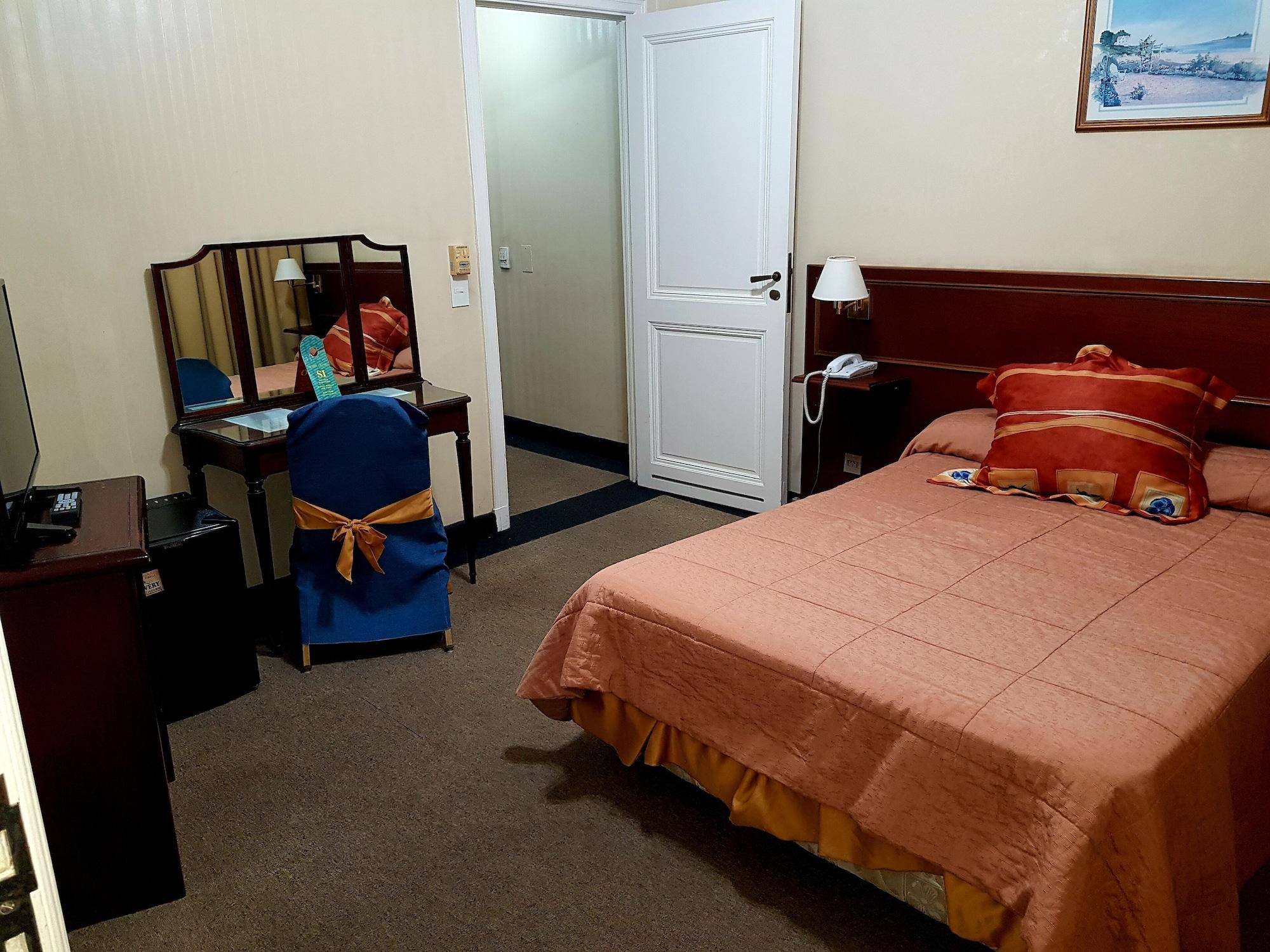 Regis Orho 3* Ciudad Autónoma de Buenos Aires