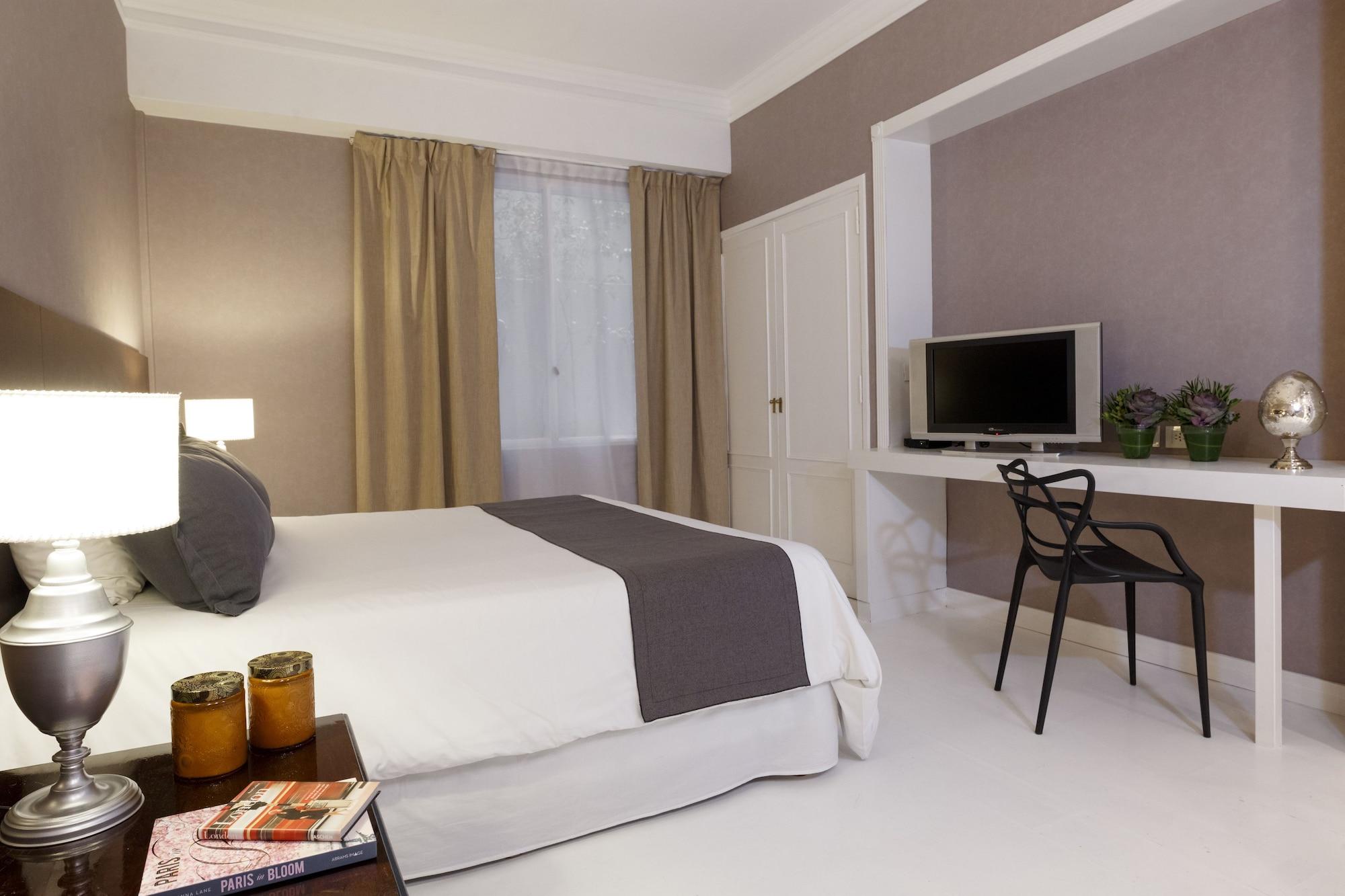 1253 Recoleta Small Hotel