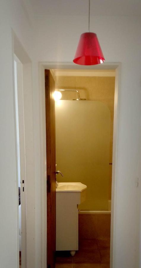 Apartamento Depto 2 Ambientes Muy Luminoso Con Internet Y Vista A La Plaza *