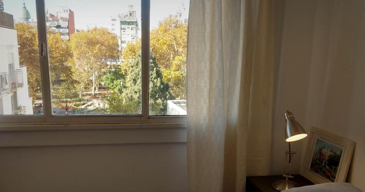 Apartamento Depto 2 Ambientes Muy Luminoso Con Internet Y Vista A La Plaza Ciudad Autónoma de Buenos Aires